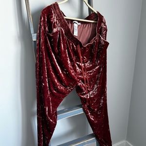 Used crushed velvet jogger.